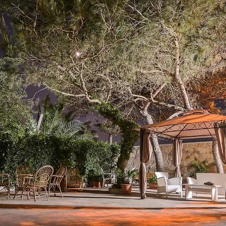 فندق مبيت وإفطار Salento Sun *