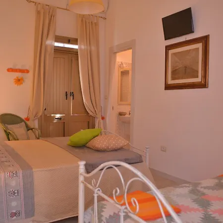 Salento Sun فندق مبيت وإفطار *